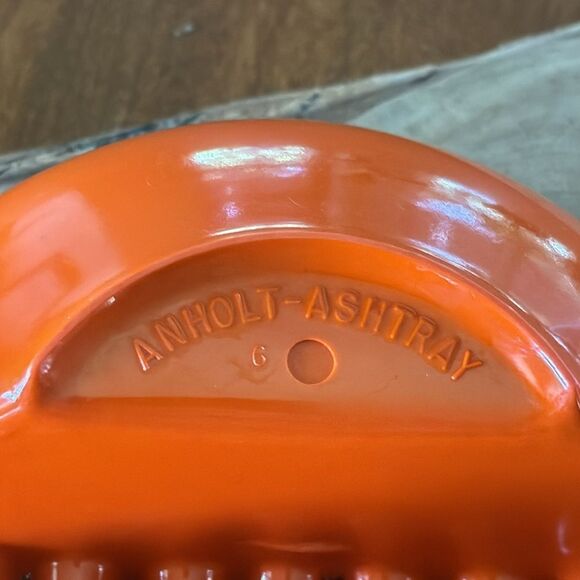 Vintage Anholt Bright Orange Ashtray - Picture 4 of 6